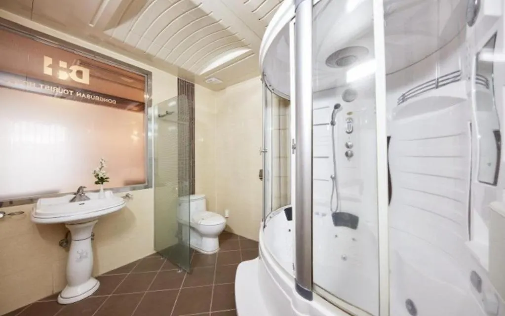 Dongbusan Spa Hotel 2*, Busan
