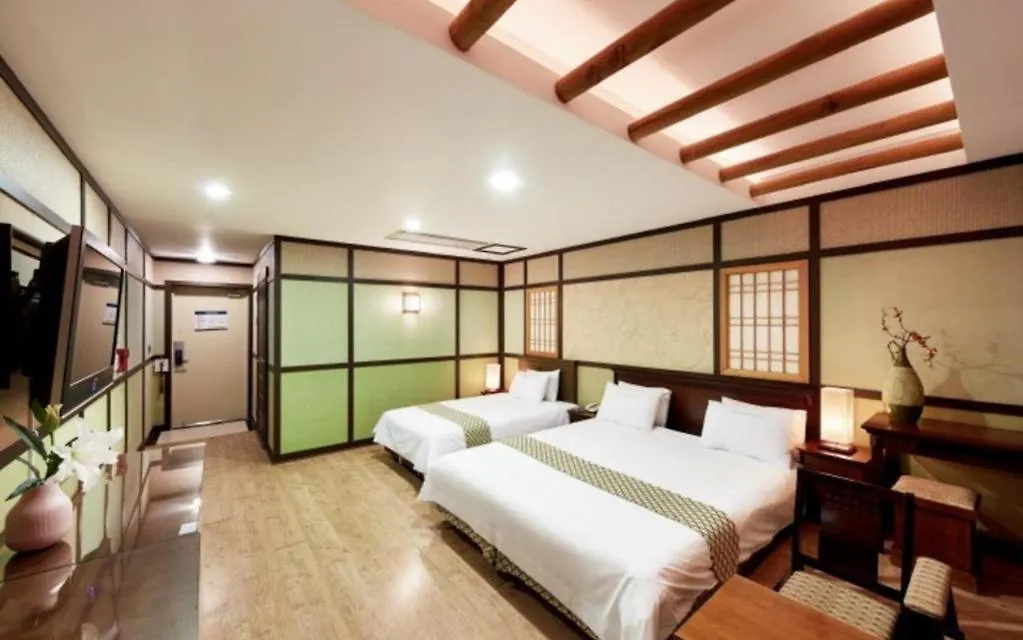 Dongbusan Spa Hotel